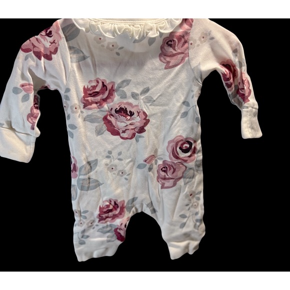 NWT Hat & Sleeper Floral Sleeper Set 🥰 - Picture 2 of 5